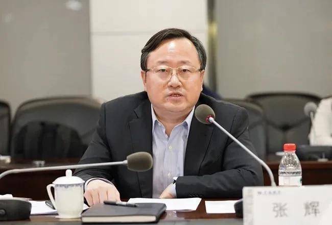 建行人事变动， 迎“70”后新副行长，王兵兼任董秘