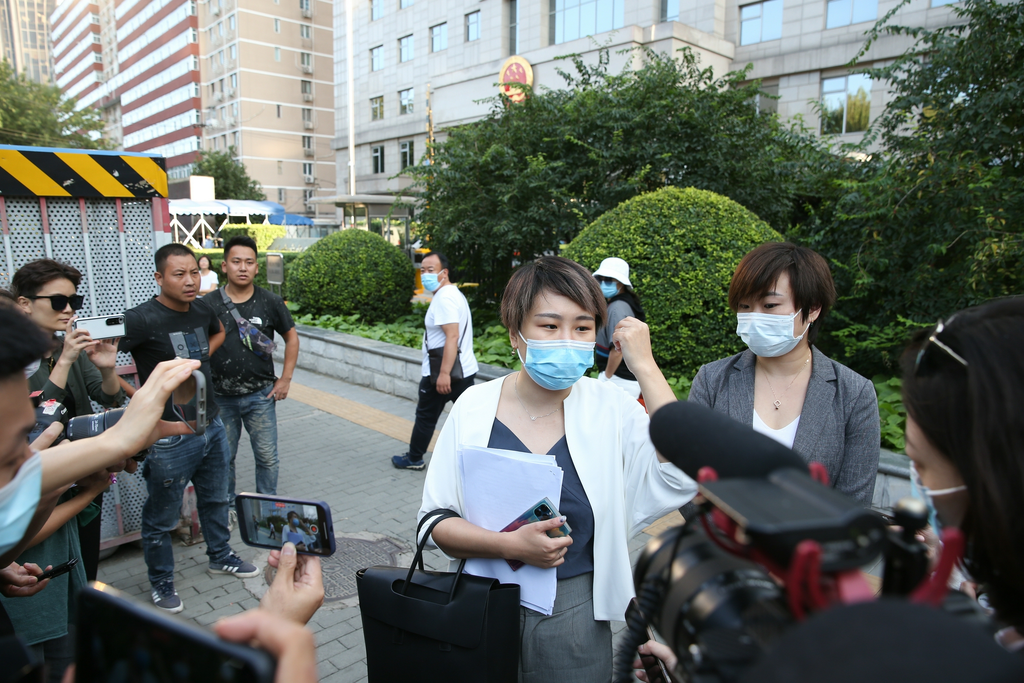 全国首例上市公司董监高违反公开承诺案件开庭审理