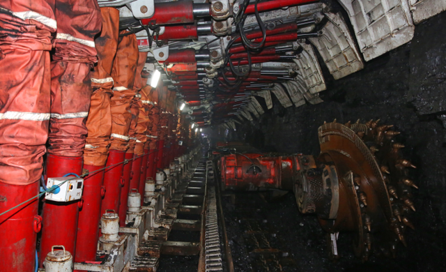 传统煤矿转型：一块煤的前进之路