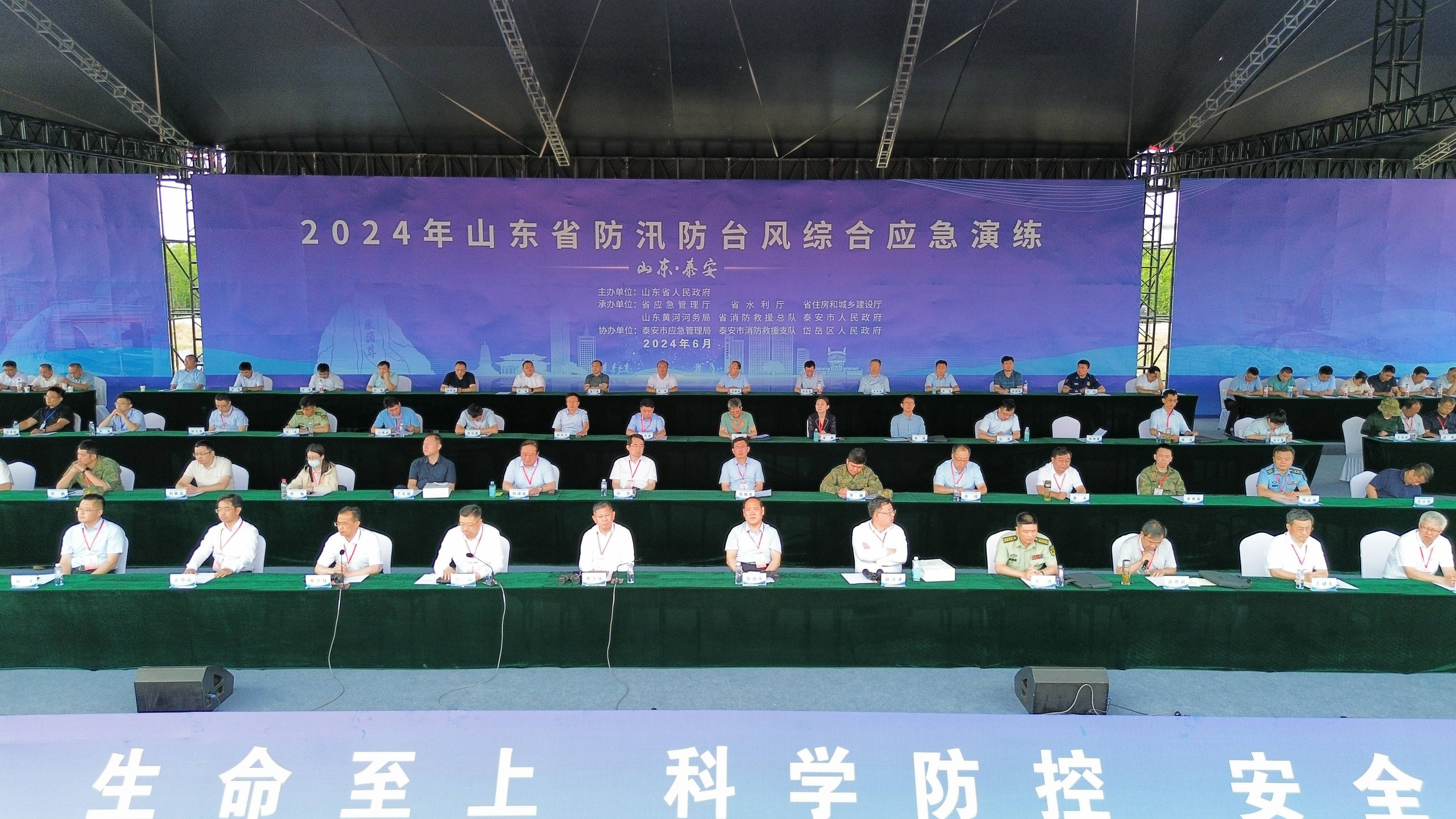 水利部长江委洪水防御应急响应提升至Ⅲ级 全力应对长江2024年第1号洪水