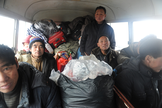 如何托起返乡农民工的幸福晚年？