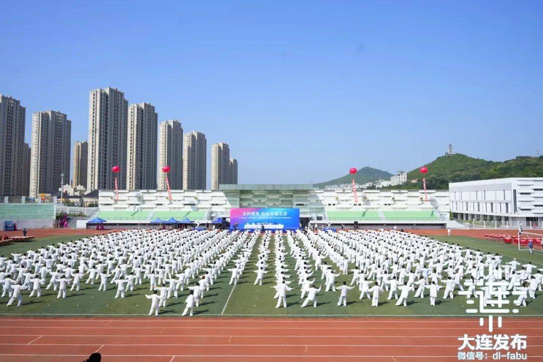 为一场赛事赴一座城 “运动起来”带火暑期游