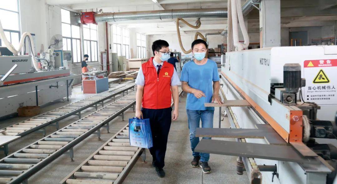 福建晋江民营经济提档升级