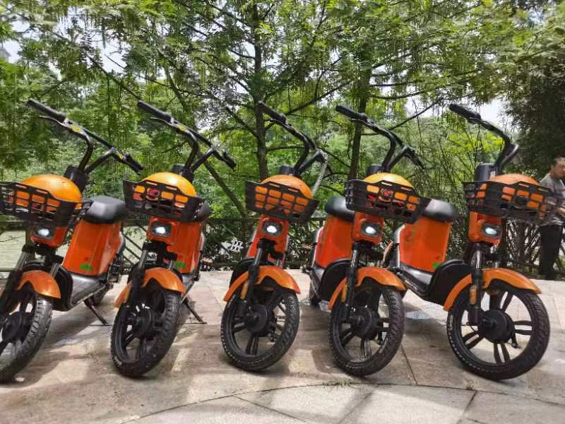 数百城投放超千万辆,共享电单车如何更好满足出行需求?