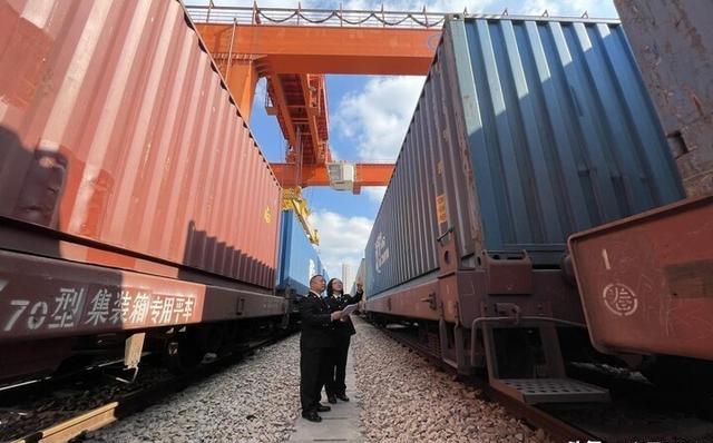 预见2025｜外资、合资销量五强预测，集体驶向下滑态势