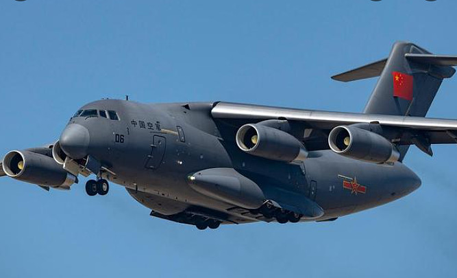 国防ETF(512670)早盘拉升翻红,中科星图涨超3%, 国防军工板块或具备长期成长确定性