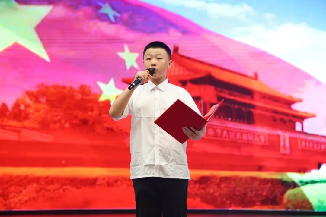少年奋发铸强国之梦 艺术花开赞盛世中华